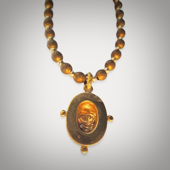 🎉HP🎉 Oscar de la Renta | Mystic Scarabée Necklace - Picture 3 of 4